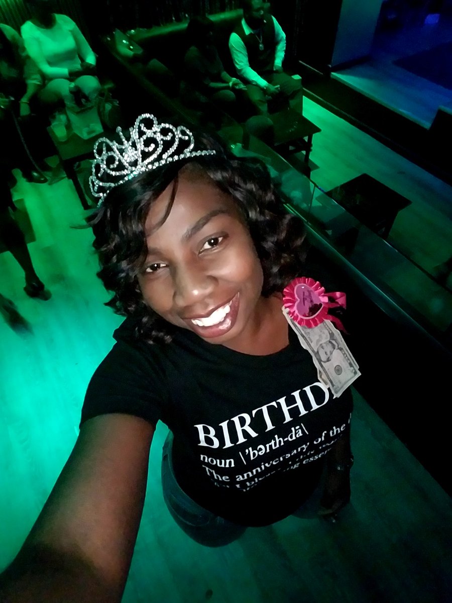 coachBMichele's tweet image. Let the Birthday Shenanigans Begins...2018
#lastyear #itsanewyear #sameshenanigans