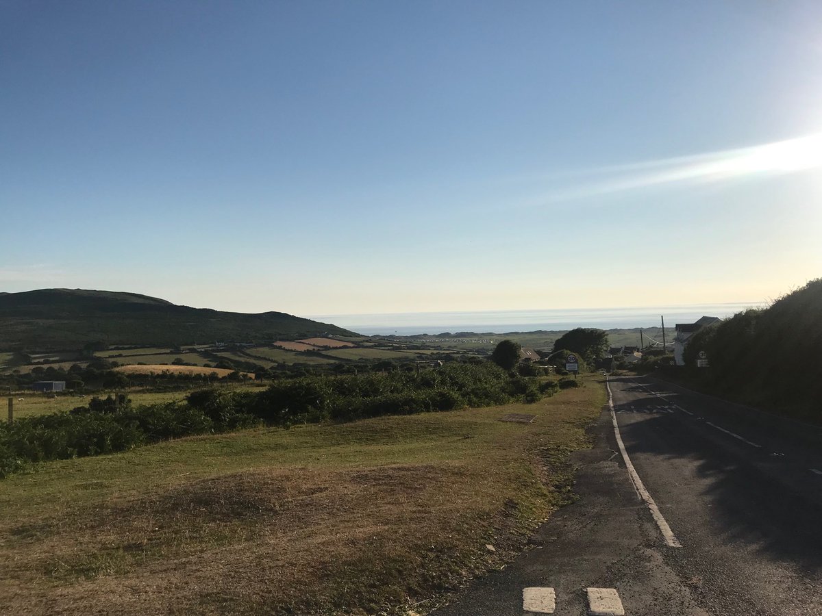 Another beautiful evening down in #Llangennith #Summer2018