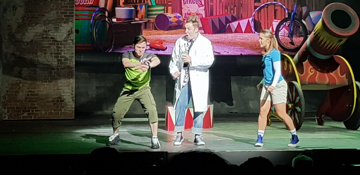 People_SA's tweet photo. Ben 10 in action at Cartoon Network Live at @MONTECASINOZA #CNLSA https://t.co/0oCW7vLD0T