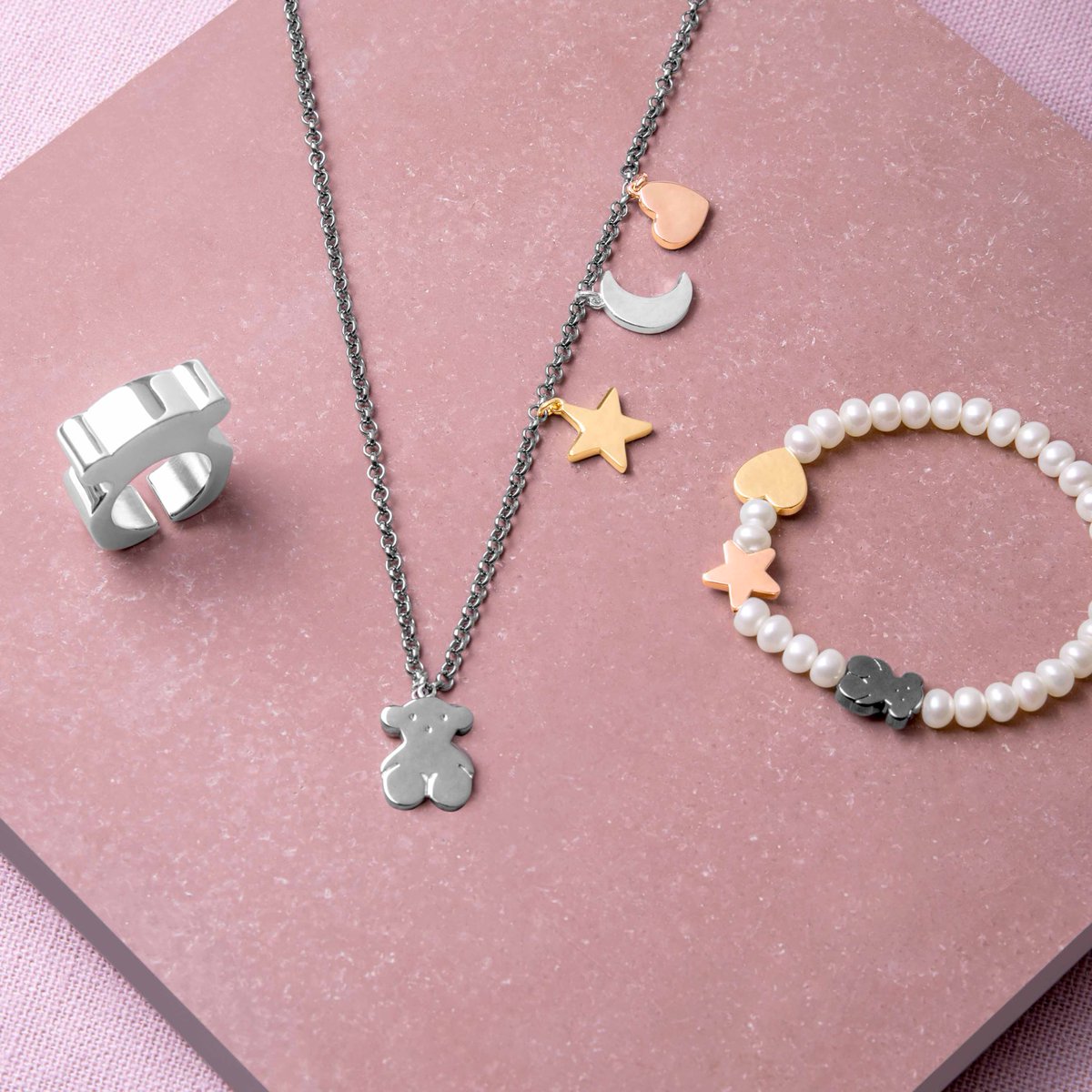 TOUS Jewelry on Twitter: "The most iconic TOUS collection is being reinvented, to make you fall in love more than ever. Discover Sweet Dolls on https://t.co/XxMOKSgapk https://t.co/oaPjIPAoKy" / Twitter