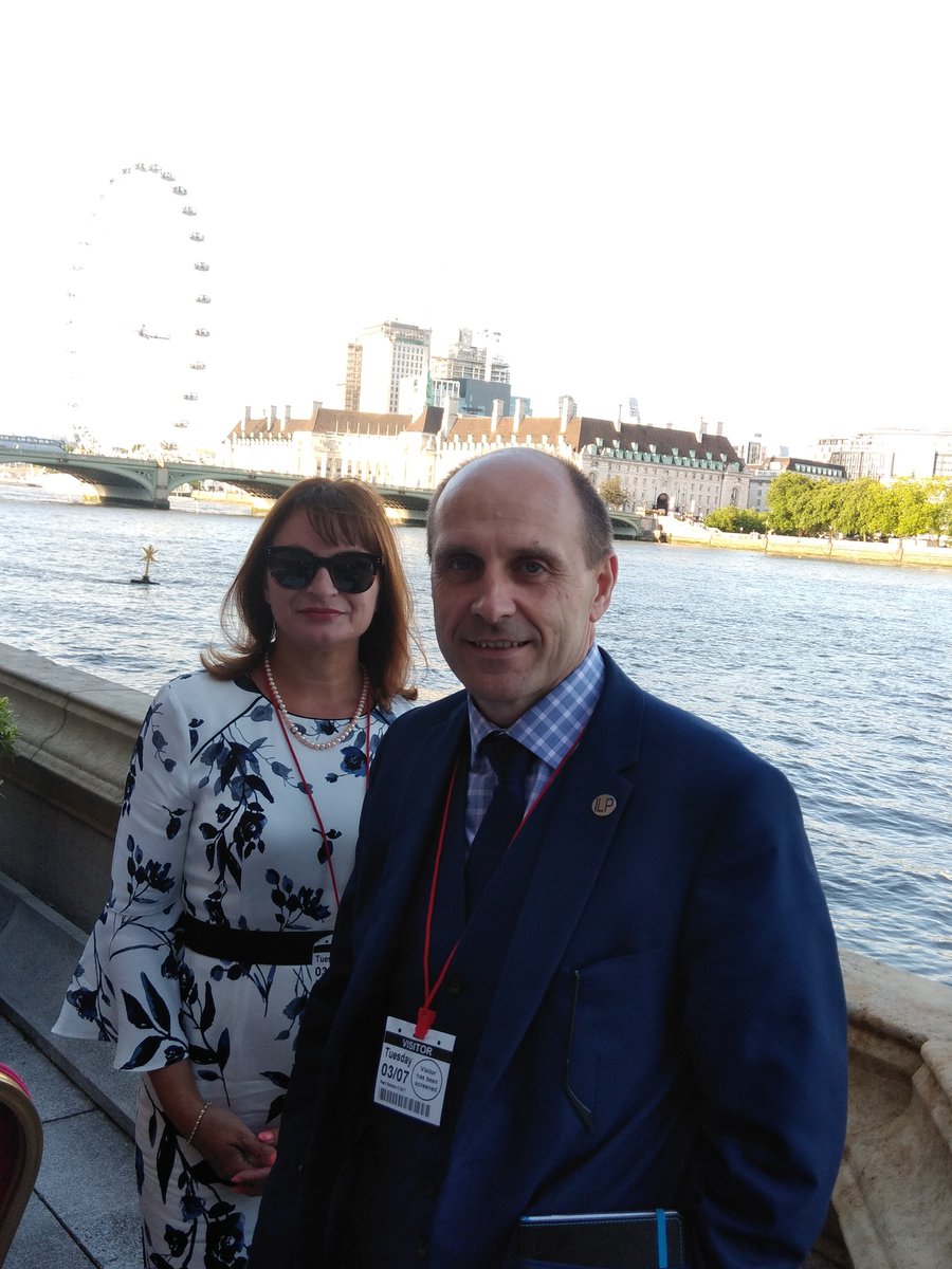 Who needs the World Cup when you can be discussing lighting @ the House of Lords with <a href="/TheLightFish/">CF</a>, <a href="/LordRennard/">Chris Rennard 🔶💙🇺🇦</a>.