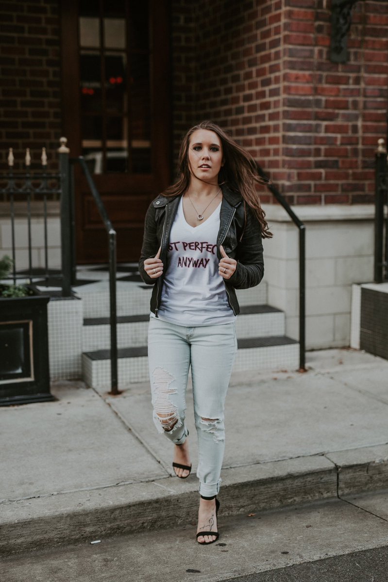 Can’t wait to do another photoshoot with Morgan Carr in August 🤗 Here’s a pic from the last Photoshoot: