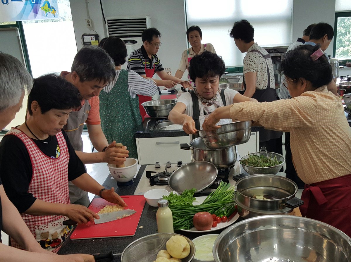 김정한 tweet media