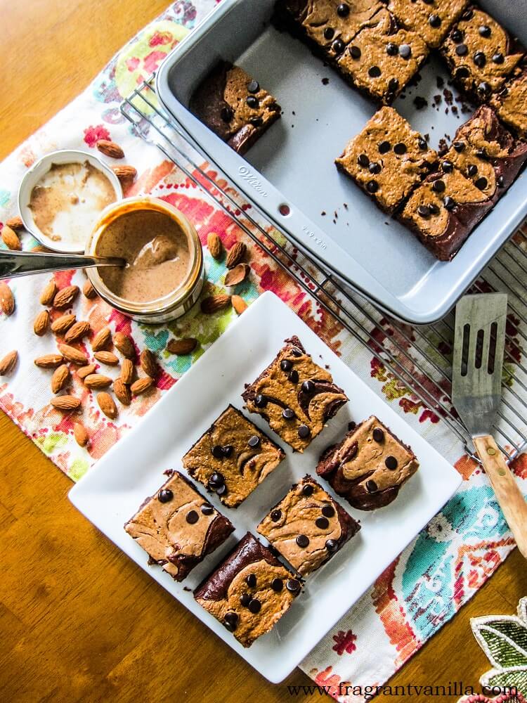 WCOrganics's tweet photo. Three words: Almond. Butter. Brownies. And they're #vegan, #glutenfree, and #refinedsugarfree! Recipe via @vanilla_cake π #dastony #stonegroundgoodness
https://t.co/VB3iECjQGg https://t.co/YhmDRjiMVu