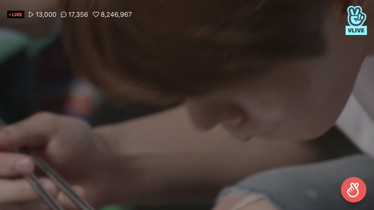 daeyeol_cute's tweet photo. 어이구~~~ 잘 먹는다!!!! 잘 먹는거 좋다좋다😍 https://t.co/H6r78kcUFL