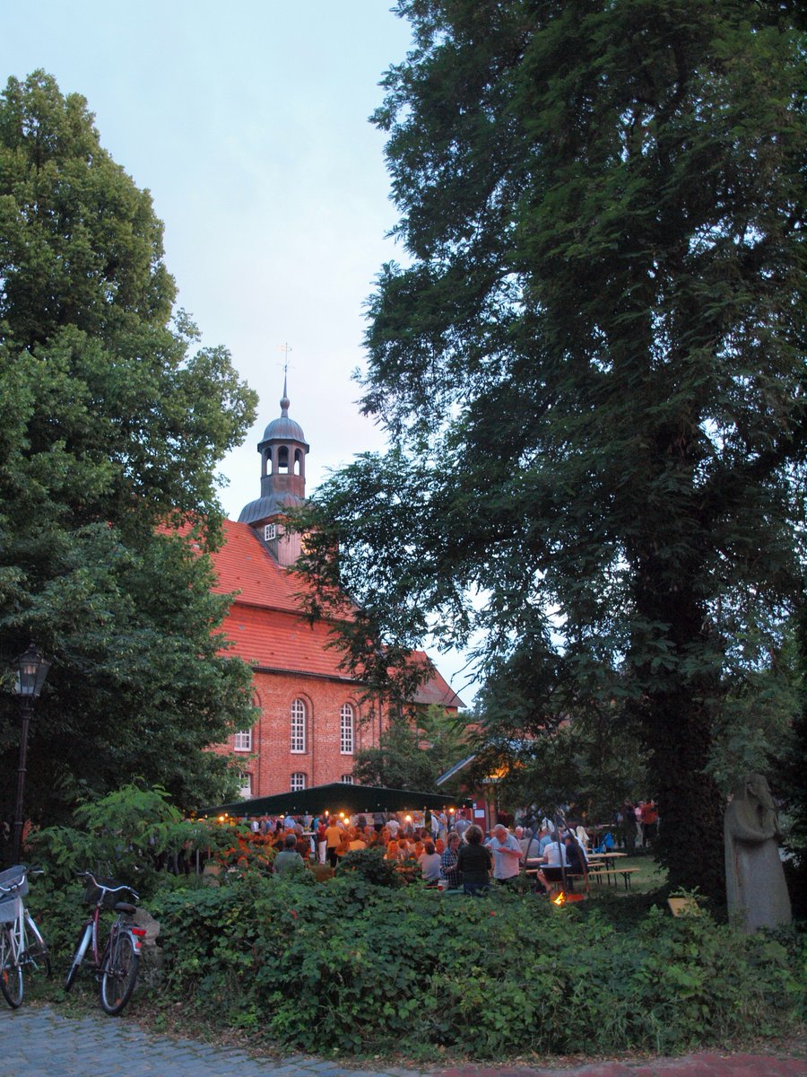 Schon mal vormerken: Benefiz-Veranstaltung "Wild &amp; Wein" zu Gunsten von Kindern aus einkommensschwachen Familien in unserer Samtgemeinde: 28. Juli 2018 ab 18 Uhr vor der Kirche in Gartow. Infos unter hegering-gartow.de