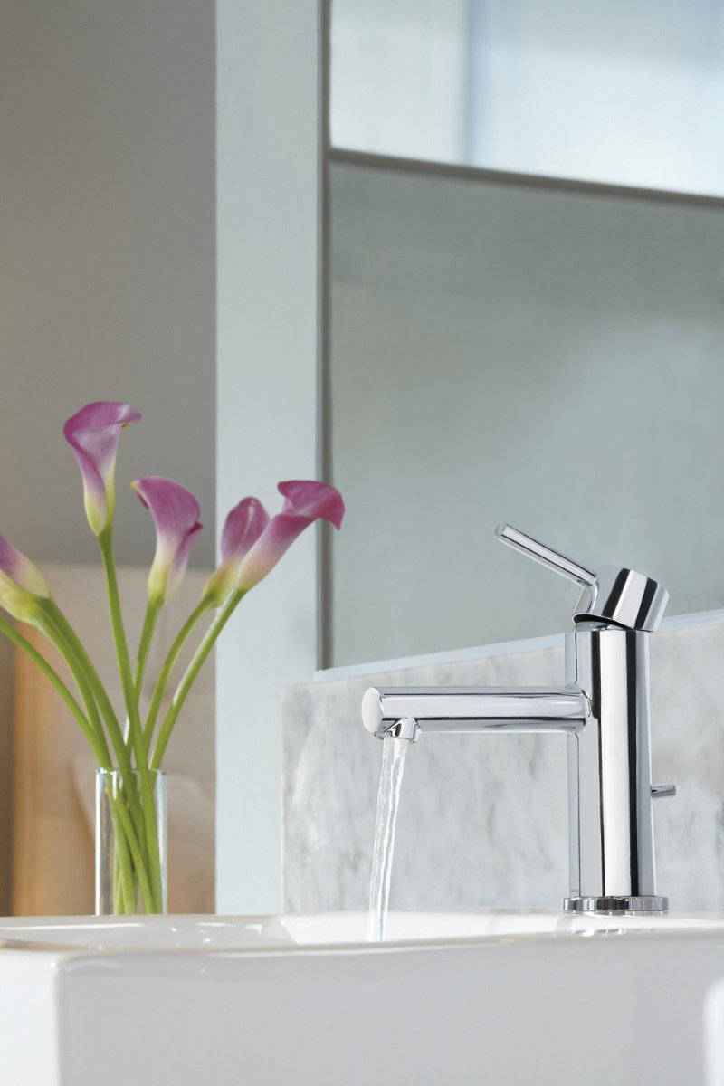 ShapedByWater's tweet photo. The single hole mount of the Align Chrome Bathroom Faucet creates a cleaner look against any custom countertops and lets you adjust the water with just one hand. Life simpified, by Moen! https://t.co/KlGq284x1I