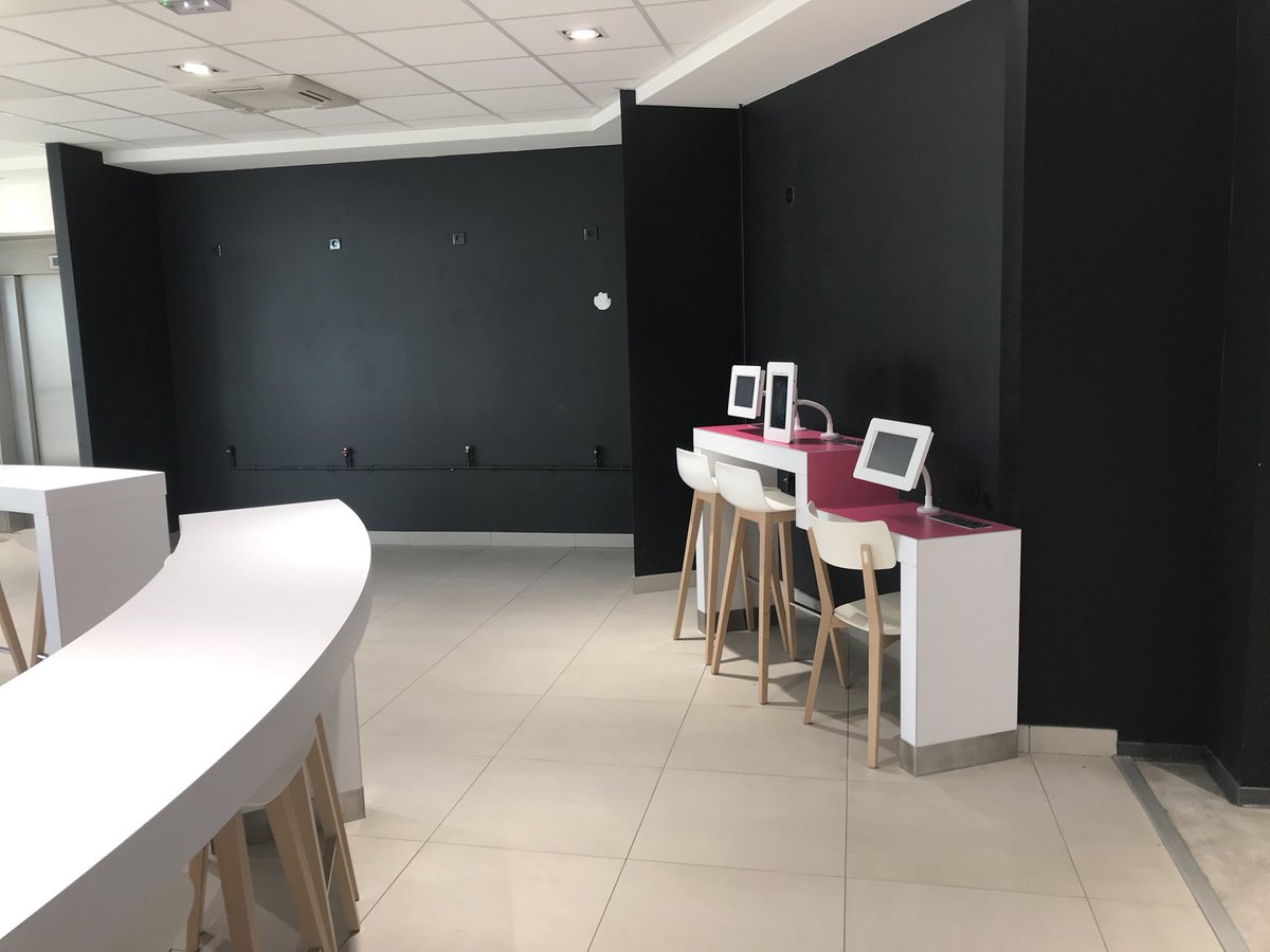 Découverte de la pause en #rose sur l’aire d’#autoroute d’Orléans. <a href="/Areas_FR/">Areas France</a> a développé une approche innovante dans l’aménagement de ses espaces pour optimiser les services proposés aux clients