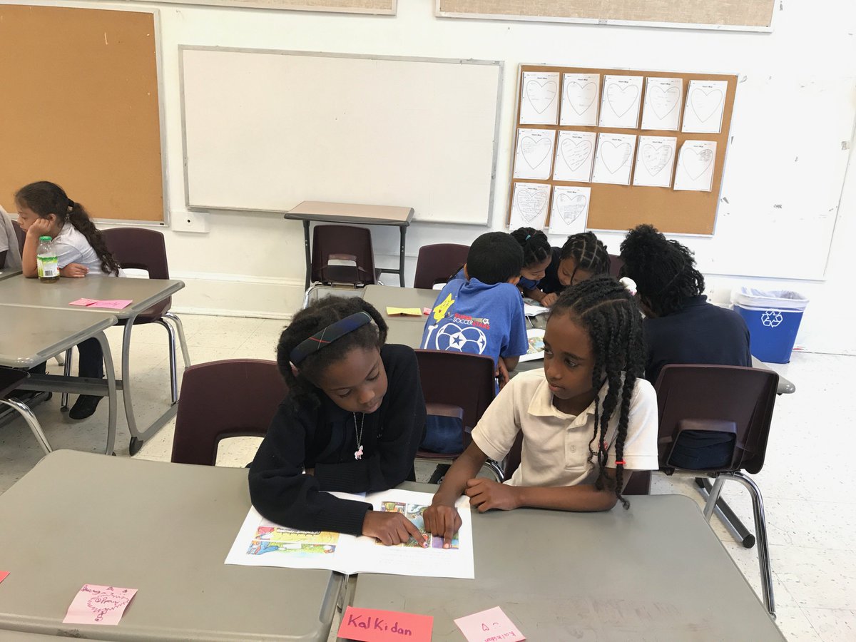 CenterCityPCS's tweet image. Students continue to develop their literacy skills during the summer through Summer Academy at Center City PCS Shaw! #CenterCityPCS #NoSummerSlide