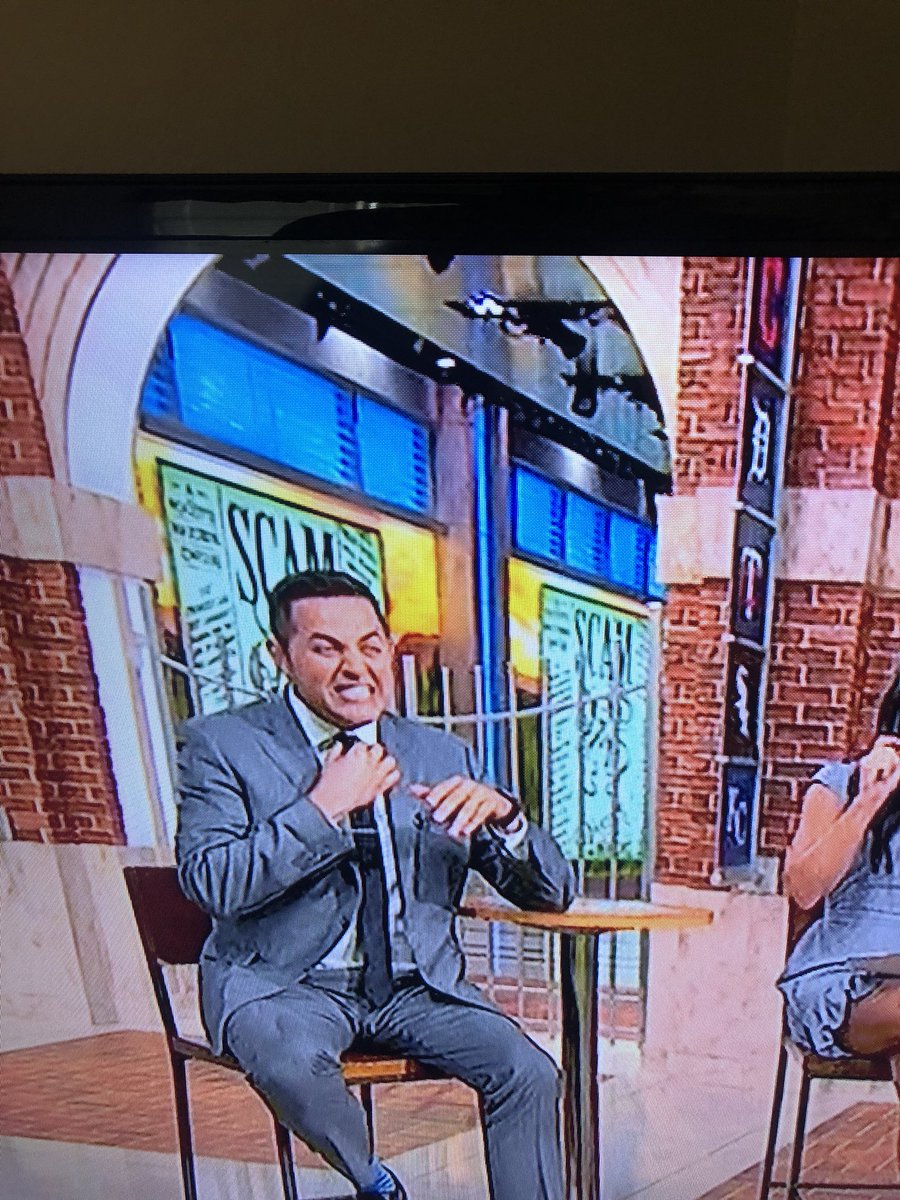JohnnyO_2k13's tweet photo. @MLBNetwork @RoFlo expression here says it all.  #MLBCentral https://t.co/HckmFCPAUo