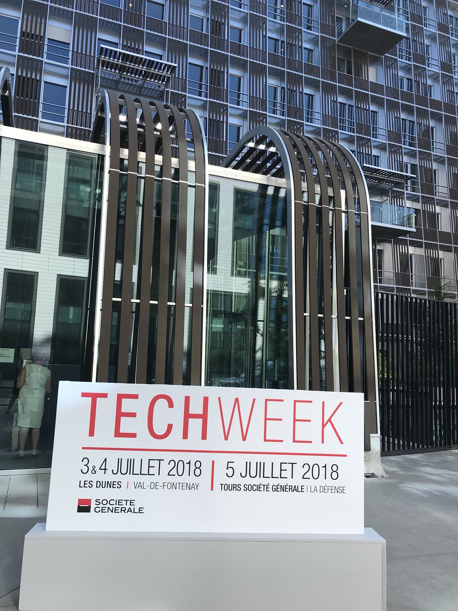 caroleabettan's tweet photo. E sport et secteur bancaire conférence #TechweekSG : investissements directs dans le secteur du jeu vidéo @SocieteGenerale , paiements au sein du jeu vidéo 🎮, création de produits structurés de financement @jmarc @bruno_santos  @PhilippeHubert_ @SG_InsideIT https://t.co/rezJNEyeoT