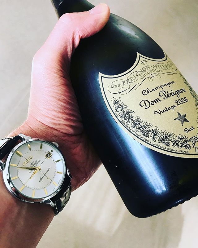 frogwatches's tweet photo. Is it the weekend yet!!!
Can not wait to crack this bottle of @domperignonofficial 
FRÖG WATCHES 
Vintage style watches for modern living, keeping you ready for every occasion.

https://t.co/O290giyide

email jamie@frogwatches.com https://t.co/o4IEXLVj1Q https://t.co/f7DIyQ8eKm