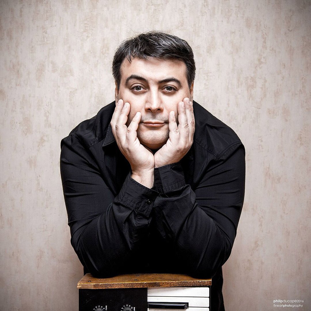 Vendredi 20 juillet à 20H00, <a href="/EricLegnini/">EricLegnini</a> inaugurera la scène des douves du Palais Cardinal avec son dernier projet, Waxx Up ! Un album au groove d'enfer qui ne manquera pas de faire vibrer les murs de la cité médiévale 🏰🎶. Infos &amp; résa 👉 saint-emilion-jazz-festival.com #sejf2018