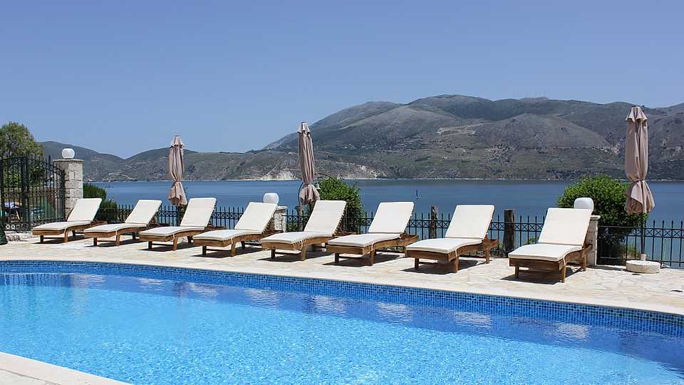 GraziaUK's tweet photo. Grazia Escapes to... A fitness retreat in Kefalonia https://t.co/wRnU3GhQFF https://t.co/iS5OBUqzaC