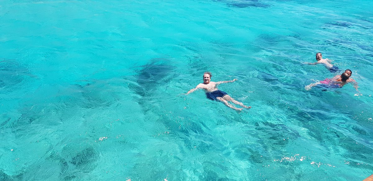 avventurosara's tweet photo. Era vero quello che era scritto "an unforgettable axperience..."⛵ escursione con la tradizionale sail-boat ⛵Rena. Visita di 5 isole. #Lipsi   #girolipsi #isoladeacalipso #nofilter https://t.co/UmvYIEOeTt