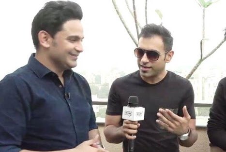 manojmuntashir's tweet image. He never makes any tall claims, never talks about his acheivements, never says anything out of the league, yet never fails to surprise with his melodies. HBD @RochakTweets Thanks for #Rozana #LaeDooba #HarGullyMeinDhoniHai N the masala tea you make only for me. You are a star.