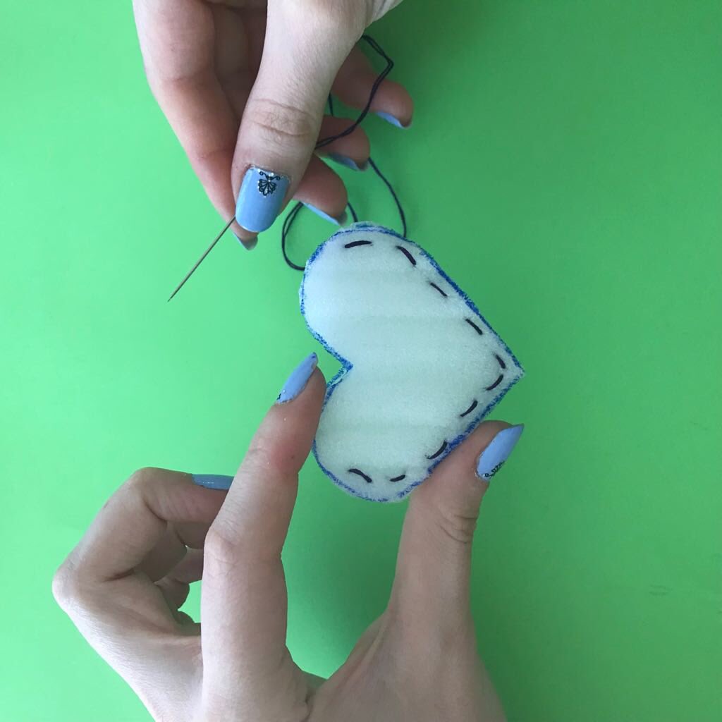 SistersLaborg's tweet photo. We made a necklace out of #recycled materials! 
You can make it easily and give as a gift to your friends or maybe your girl-boy friend! 😝
🛠Made by @mervegungorrrrr and @hilalgungorrrr 
#womenintech #doityourself #DIY https://t.co/aKwGcx1Des