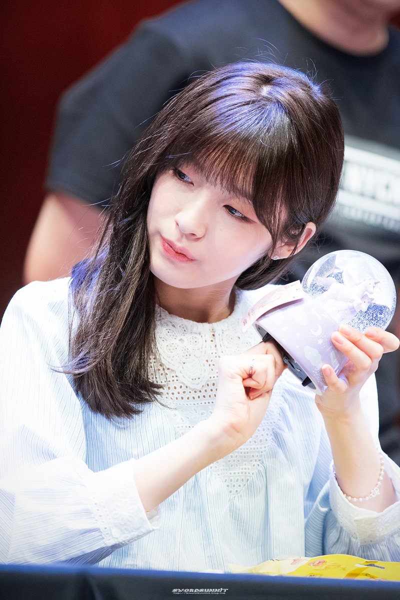 yewonpics's tweet photo. ♡. 180630
      › © sword summit https://t.co/xY0Jye3Xw8