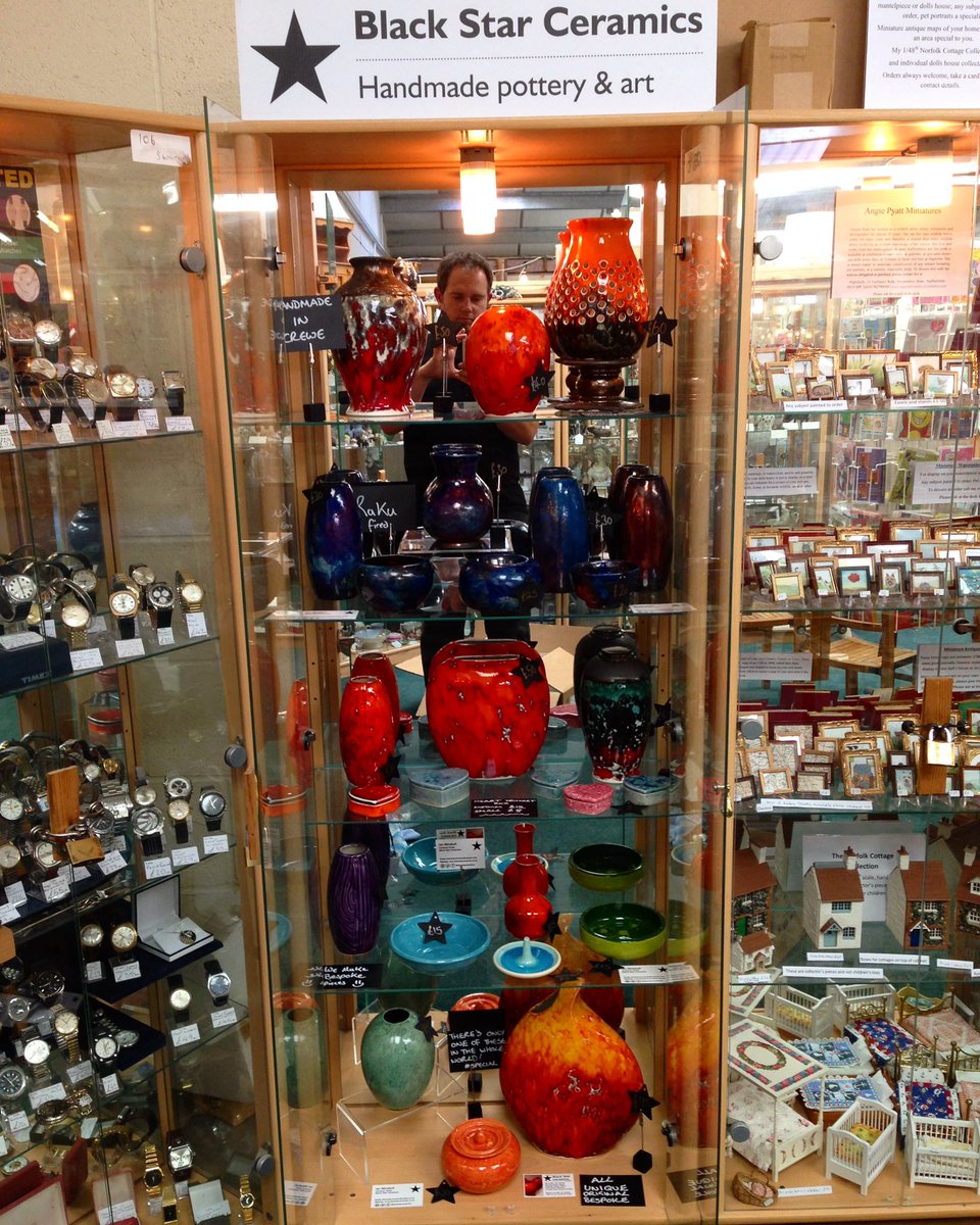 Black_Star_UK's tweet photo. Checkout our display at Dagfields Craft & Antique Center near Nantwich ๐ค it's in Emporium 6 on your right as you go into the building ๐ #dagfields #nantwich #Pottery https://t.co/Nw61Y6uGD2