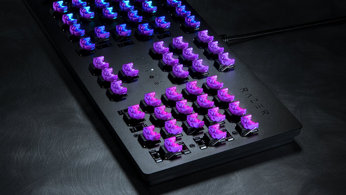 Razer's tweet photo. The clicky, tactile bump you love—now at the speed of light. 

Discover the new Razer Opto-Mechanical Switch today: https://t.co/0gSfEcBPOa https://t.co/gHEkTqscNd