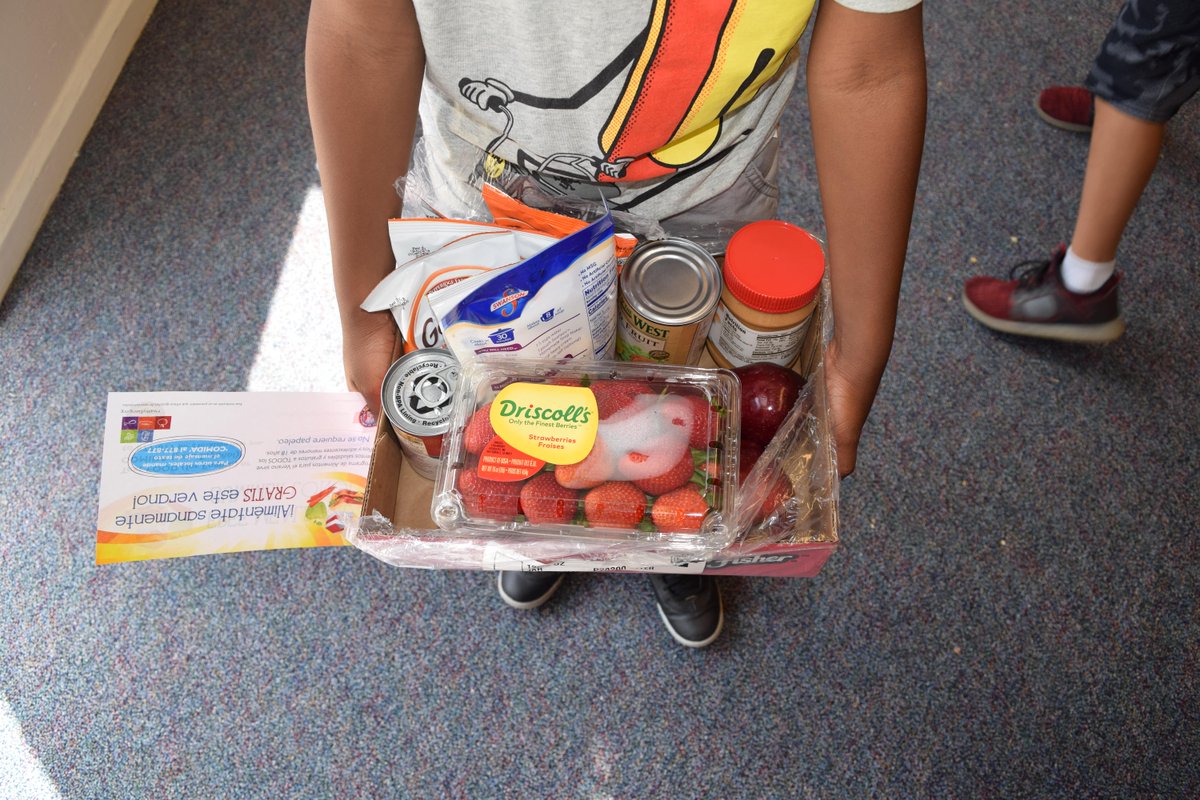 FeedingSanDiego's tweet image. Hunger doesn’t take a summer vacation when school does. During the summer months, thousands of children lose access to school breakfast and lunch programs. Make a difference for the 1 in 6 kids in San Diego who face this summer: bit.ly/FSDfuelforsumm…