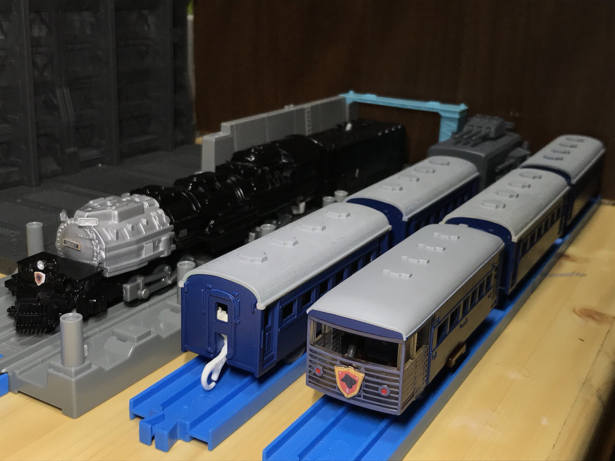 プラレール・銀河鉄道999(スリーナイン) ぎこち