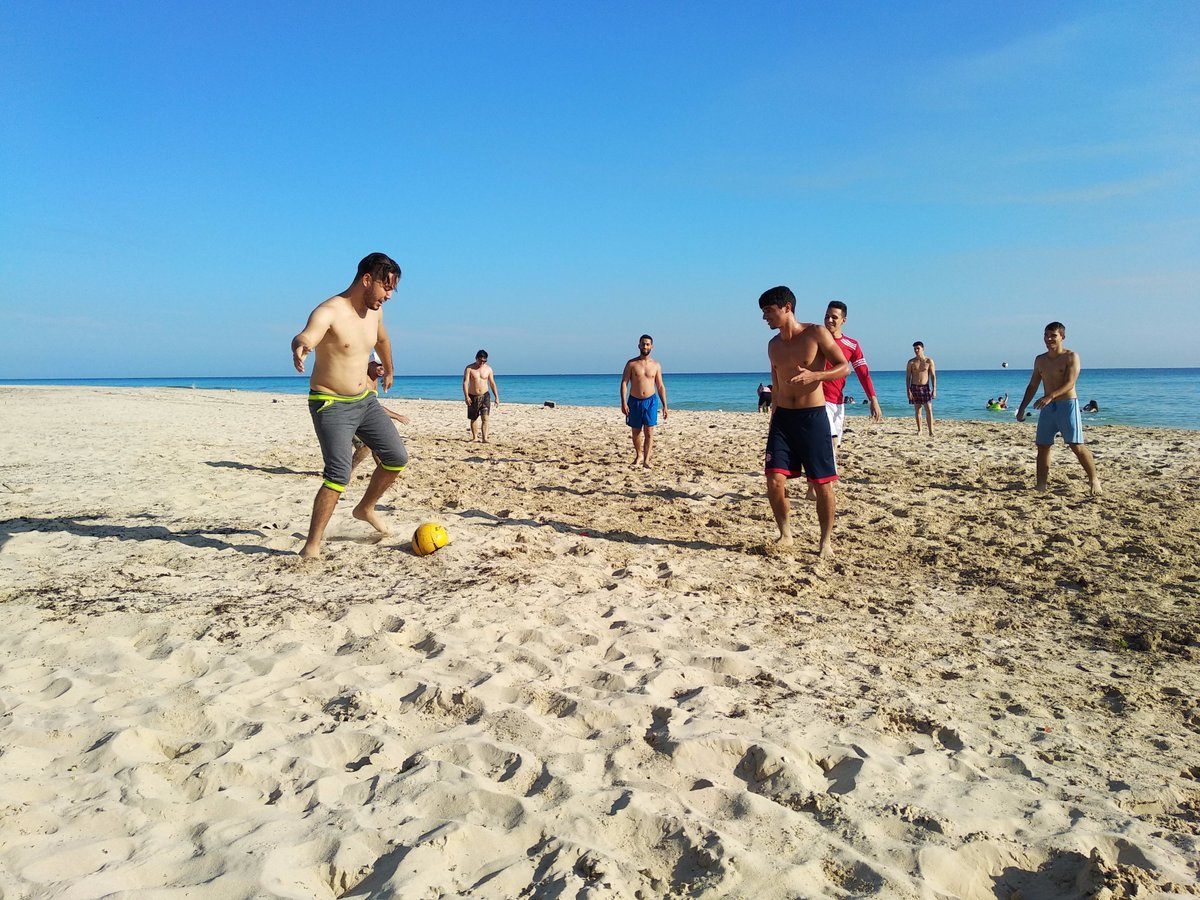 universidad_uci's tweet photo. 😎Continuamos de Campamento Caribeño de Entrenamiento para el @ICPCNews @acm_icpc_caribe: programación dinámica, formato #Greedy y aritmética a debate esta última semana. Además disfrutaron de sol y playa #Cuba #Verano2018 #ICPCTraining #UCICampACM #CódigosDesdeELCaribe https://t.co/5vpIEewZPt