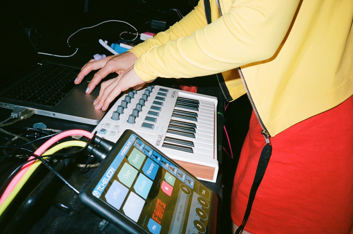 zzkrecords's tweet photo. Photos of @datgarcia and @KingCoya + #queencholas from our show at @BabysAllRight! 📸 @Saxonius https://t.co/PFnHhJXj6G