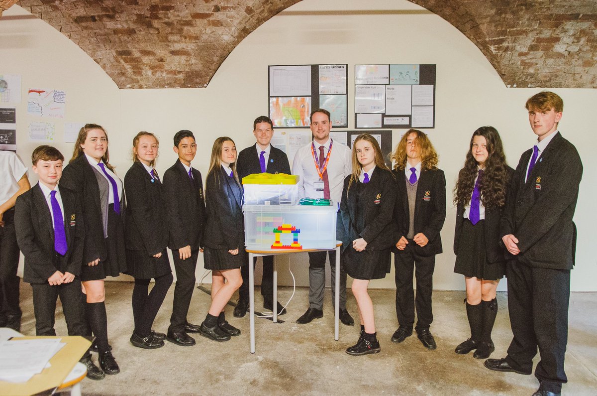 FarmUrbanUK's tweet photo. We've been amazed by the work our #FutureFoodChallenge teams have produced over the last 12 weeks. This week we'd like to share their ideas, starting with @OATChadwick ... 1/2 https://t.co/bLs6rTzLPU