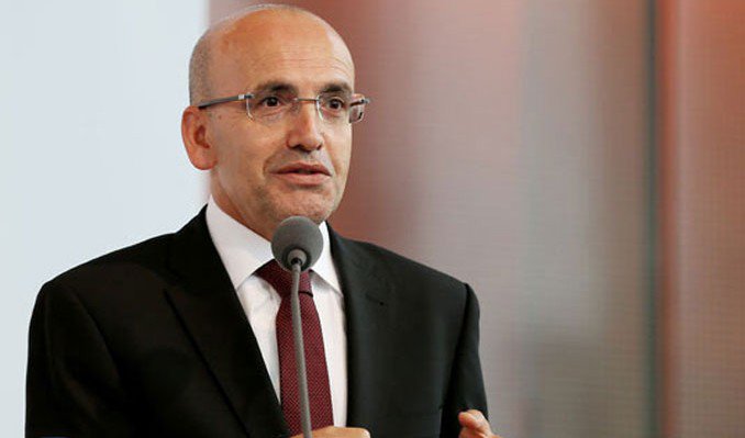 Getirilen Ek Vergi ve Zamların Ülkenin Yarısı Tarafından ''Oh olsun'' Diye, Diğer Yarısı Tarafından da ''Feda olsun'' Diye Desteklendiğini Fark Eden Hükümette Yüzler Gülüyor... zaytung.com/haberdetay.asp…