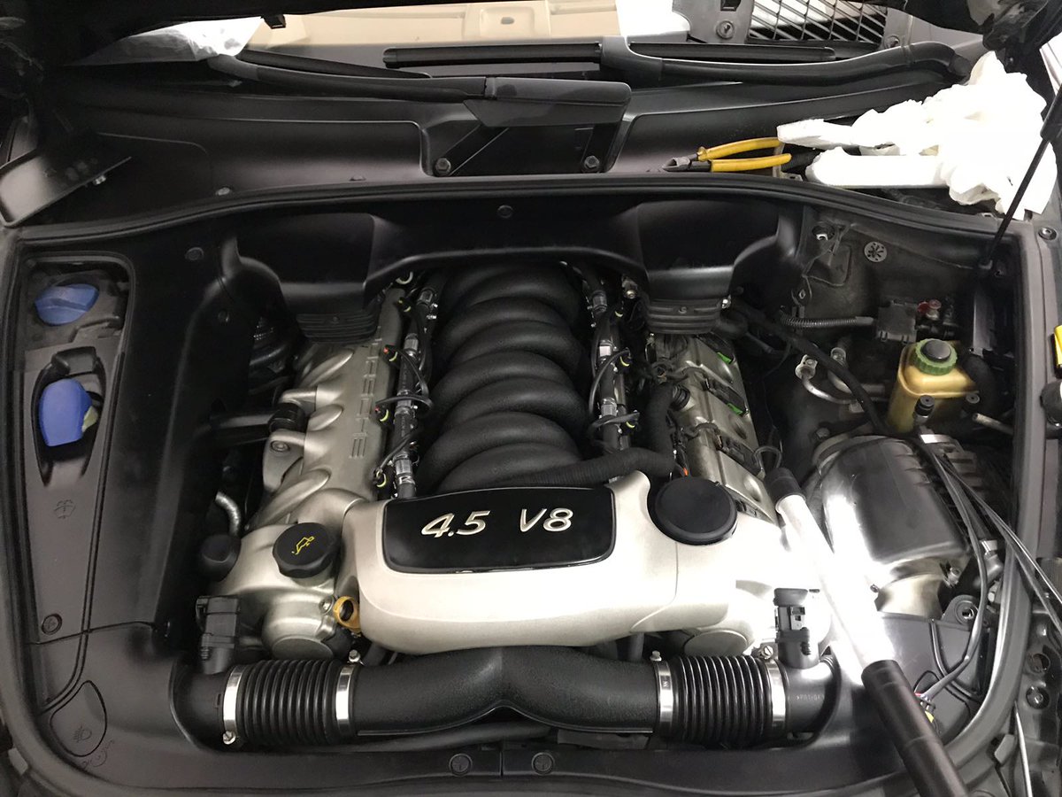 IbericAutoGas's tweet photo. Seguimos con #Porsche #Cayenne S recién acabado en nuestro #taller #asociado en #VilanovaIlageltru  Auto taller Proxim- IbericAutogas, la red #especialista en #GLP #Autogas
#repsolautogas #eco #Bifuel https://t.co/27crGHSdaP