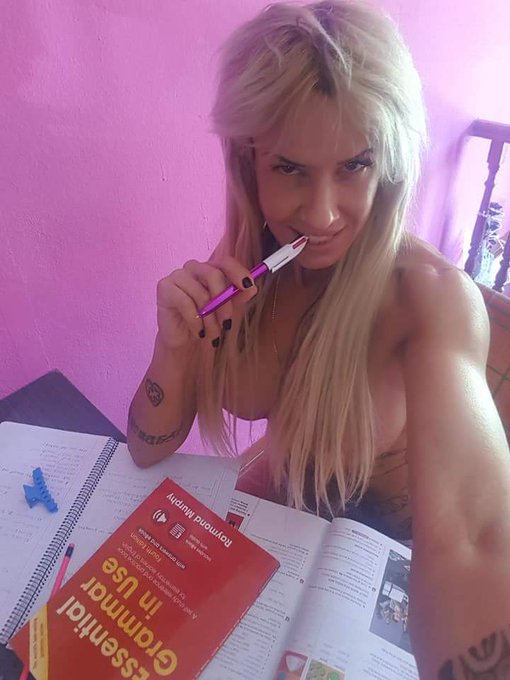 Hola amores... Repasando mi  ingl&eacute;s ... #SankeTeam #Boobs #Hot #Sexy #EroticModel https://t.co/Gzt6P<a href="/tag/sanketeam"class="tags">#SankeTeam</a><a href="/tag/sexy"class="tags"><span>#sexy</span></a><a href="/tag/hot"class="tags"><span>#hot</span></a><a href="/tag/boobs"class="tags"><span>#boobs</span></a><a href="/tag/eroticmodel"class="tags"><span>#eroticmodel</span></a>