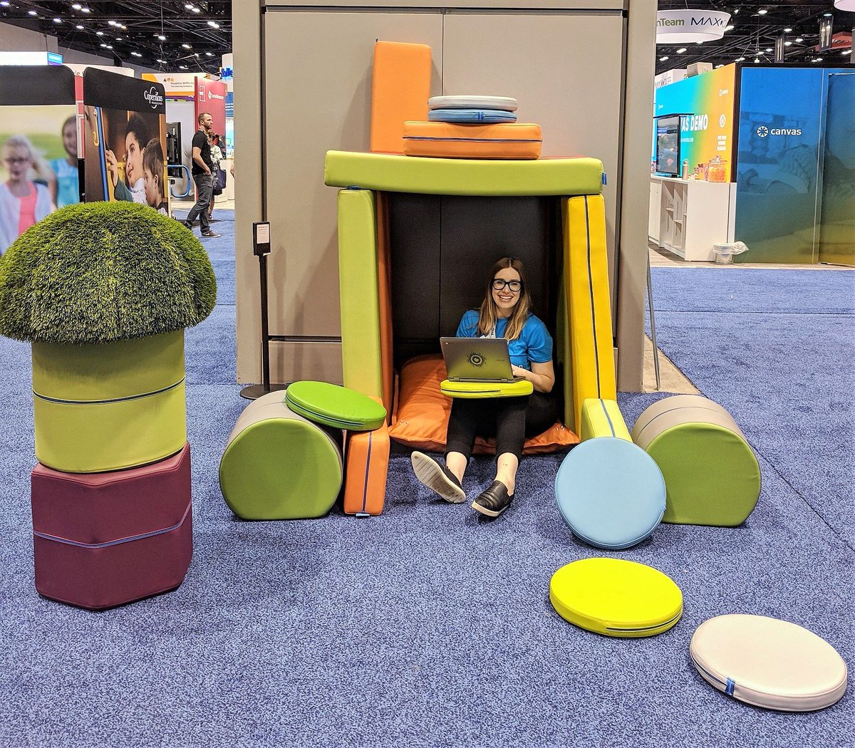 ELBEducationUS's tweet image. Prowise interactive #edtech combined with @NorvaNivelUS&apos;s flexible furniture solutions empower #students to create personalized learning environments where teaching and learning can thrive! #TeacherTuesday 

Discover our #FlexibleLearning solutions here: bit.ly/2tMJf15