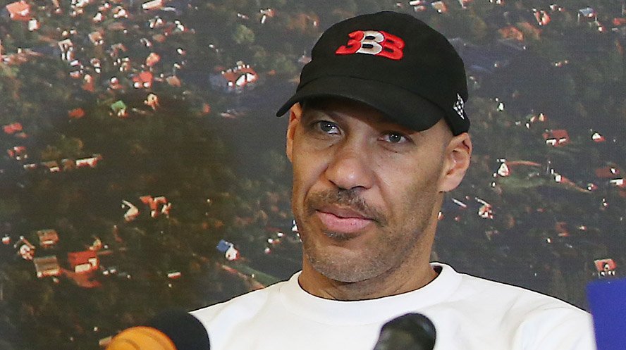 BroBible's tweet photo. LaVar Ball Explains How Lonzo Will Make LeBron Better, Disses Kyrie, Calls Himself God, And More https://t.co/Bj3LM1iAkS https://t.co/hyjAhR0H9Q