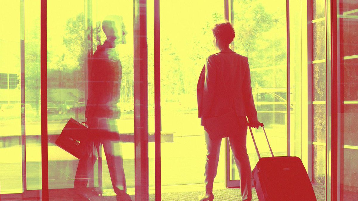 candichemistry's tweet photo. "Avoid being blindsided by an employee who quits by paying attention to your candidate and new hire experience."

#retention #candidateexperience #EmployeeEngagement #purposedriven #EmployeeExperience
This is why new hires leave within the first 90 days 
https://t.co/MrNokjfinV https://t.co/9kOcxccwkQ