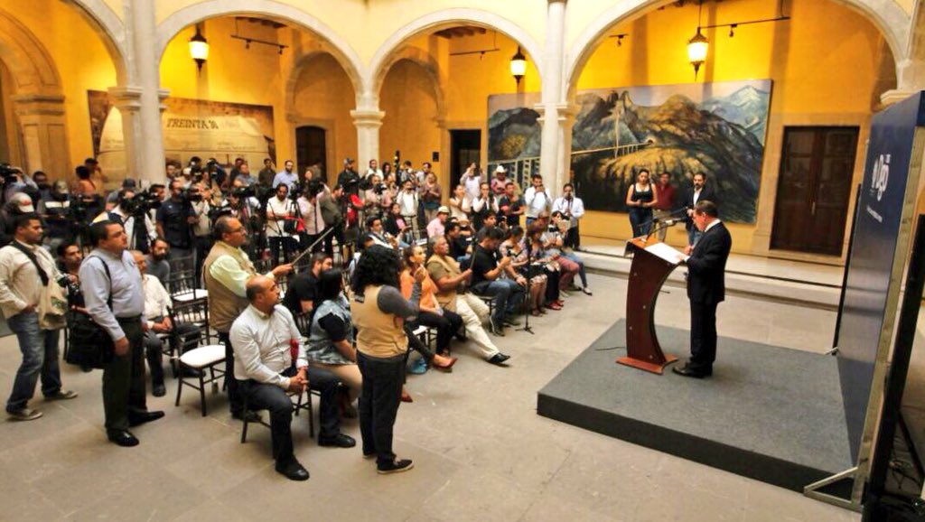 Ante los resultados del proceso electoral, exhorto a la ciudadanía en general a seguir en la ruta del diálogo y la suma de esfuerzos, más allá de las ideologías personales y colores partidarios, nuestro interés común es por el bien de Durango y de México.