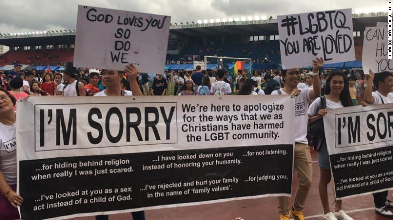 CNN's tweet image. A group of Christians attended a pride parade to apologize for how they've treated the LGBT community cnn.it/2z7nazl