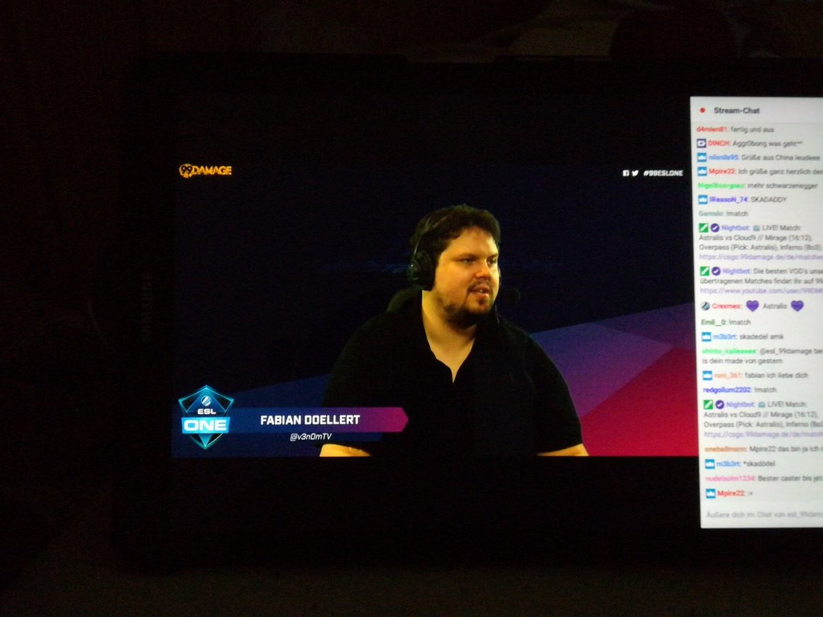 FelixSemtex's tweet image. #99ESLOne @V3n0mTV  Legende :)