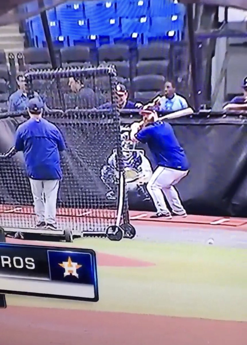 prostrikezone's tweet photo. Win a Prostrikezone by Retweeting, and or posting a pic of yours in your cage or turtle, join #MLB teams, #MiLB teams, #D1 #D2 #D3 #NAIA #JuCo #HS  &amp; Softball teams. Baseball &amp; Softball’s most realistic patented BP target @RaysBaseball @ClemsonBaseball @MonteLeeCU @SheafferDanny https://t.co/n5H03oypEH