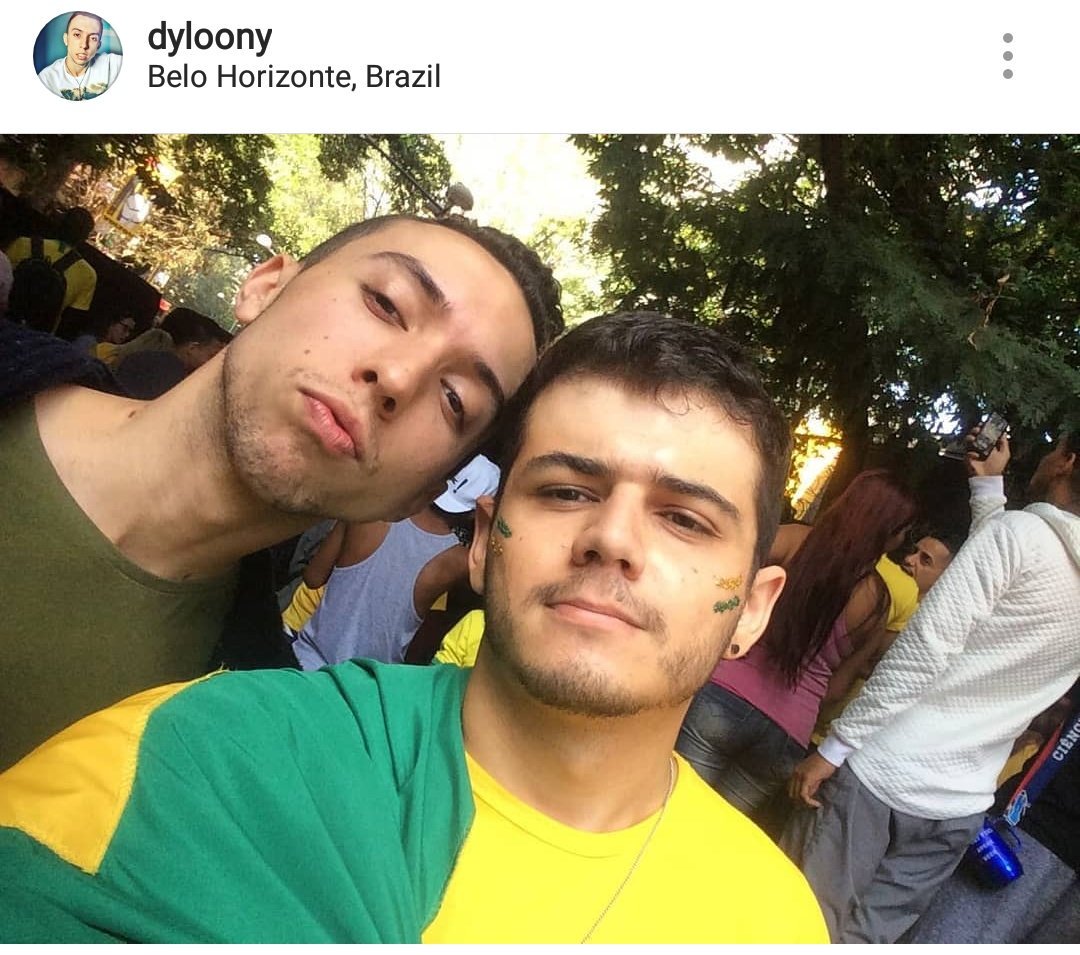 micarletes's tweet photo. Atualização on INSTAGRAM 03/07/2018:
Heyder quebra a unha e mostra em seus storyes + posta foto com um MACHO VIRIL LINDO PERFEITO GOSTOSO!!! https://t.co/jv8NN1ggZ8