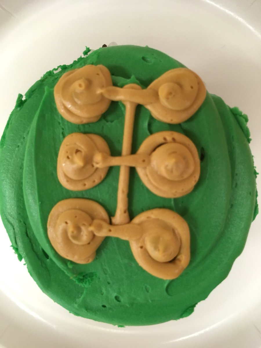 andymacdeez's tweet image. Pics from #multipleman signing at Fantastic Planet (Plattsburgh,  NY) last Saturday! Sold out of #1! Thanks to everyone who stopped by!