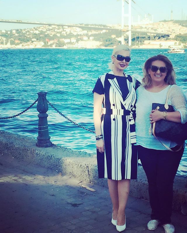 AylinAtmaca1's tweet photo. #myfriend #istanbul🇹🇷 #turkey🇹🇷 #instago #instapic #instaday #instalife #instamoment https://t.co/1eByrERYns https://t.co/2EyTjIsi5L