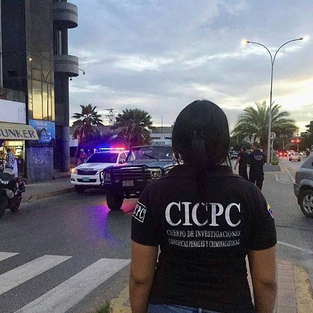 DouglasRicoVzla's tweet image. #CICPC capturó en la Región Occidental a 7 personas por diversos delitos.
instagram.com/p/BkxoluMh5oq/…