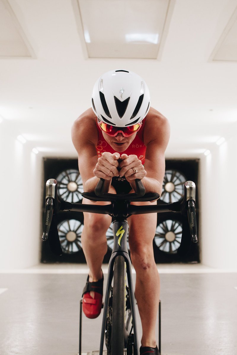 New bike day!! The new <a href="/iamspecialized/">Specialized Bicycles</a> Venge is here!
I’m excited to race it for the rest of the season!! #AeroIsEverything