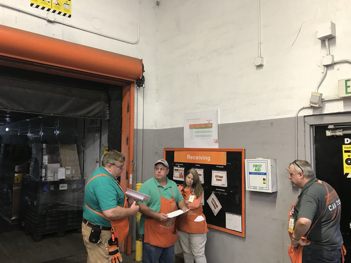 #4801proud Denny touring Dallas through his simulated business walk!   Driving associate engagement.  <a href="/britton_denny/">Denny Britton</a> <a href="/thdpatrickbowen/">THDPATRICKBOWEN</a> <a href="/mcopley27/">michelle Copley</a> @thd_young
