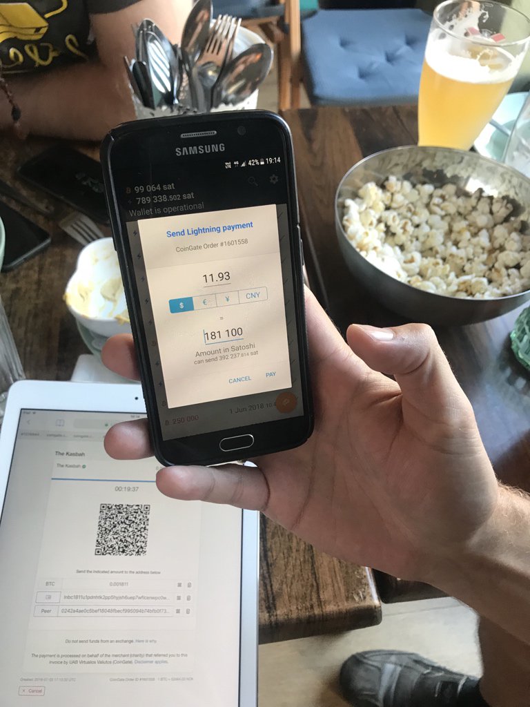 hodlonaut's tweet photo. Buying beer with bitcoin #lightning at Kasbah Pub in Oslo, Norway. They use Coingate as payment provider. Works absolutely flawless, confirmed in 1 second!
⚡️⚡️⚡️🚀🚀🚀 https://t.co/9OxSEjeWn2