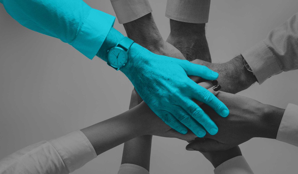 HaptX's tweet image. New on the HaptX blog: @kayle10 and Sara Price from @IN_TOUCH_UCL share insight into the social implications of #HapticTechnology and mediated touch.
Read more: haptx.com/haptic-technol…
