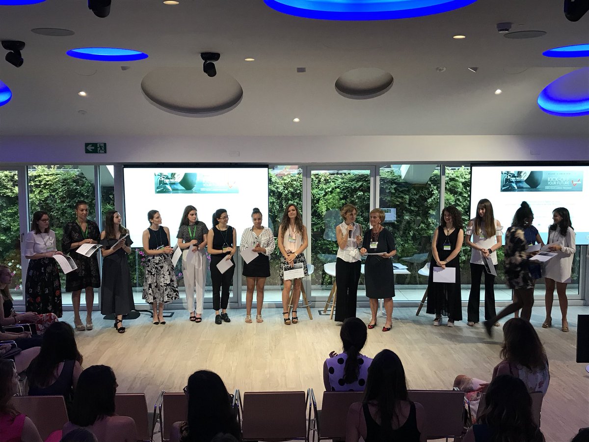 BCGinItaly's tweet photo. Complimenti alle ragazze di #KickoffYourFuture! Il #futuro vi attende. @PWN_Milan https://t.co/TnpApsXjcV