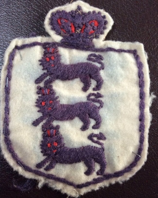 BarudanUK's tweet photo. The first emblem of the England football team was worn in the world’s very first international match, in 1872, against Scotland. It consisted of three lions within a shield. #COMEONENGLAND #notdoneonabarudan
#embroideredbadge #barudan https://t.co/c1lUivCP9q