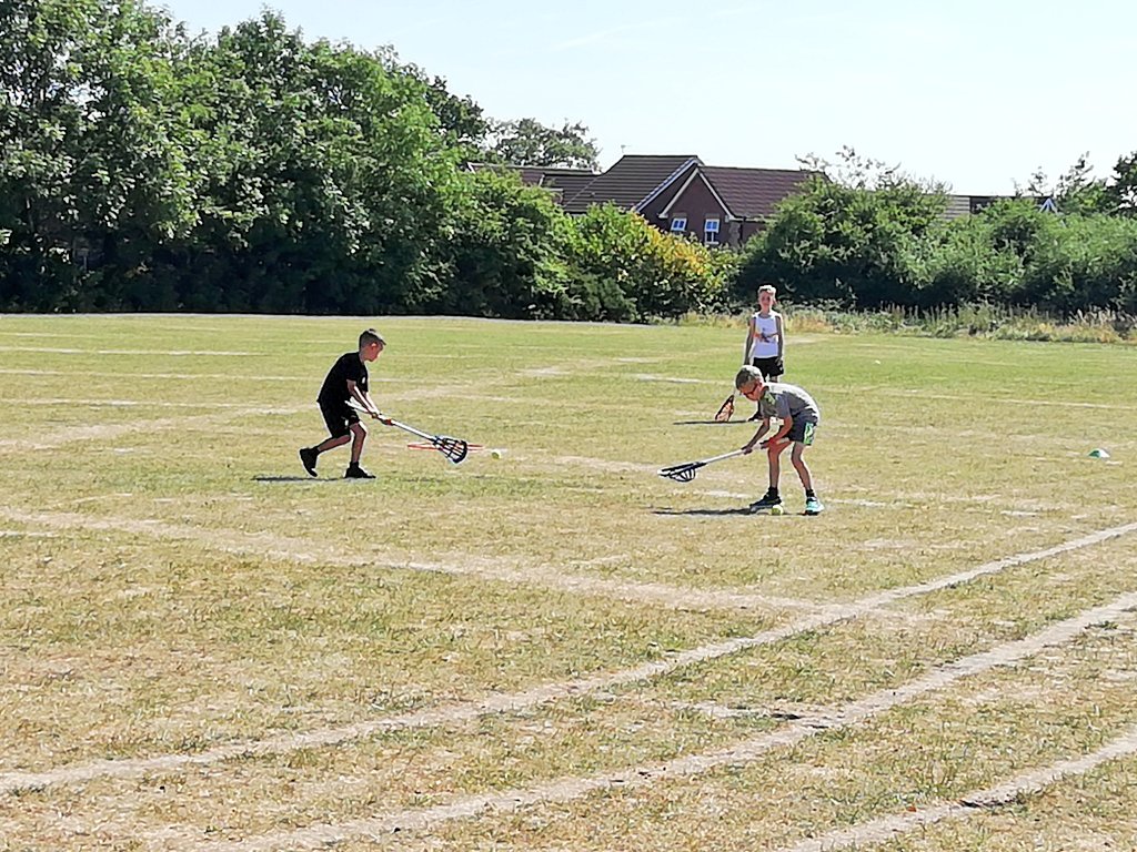 CoachNick_ESC's tweet photo. Great after school club in the sun โ๏ธ๐ at @standrewsce this afternoon!
Children really enjoying Cricket & Lacrosse ๐ We had some great talent on show! @EdStart #HowIsHe #LBW https://t.co/NTkQNxGwxF